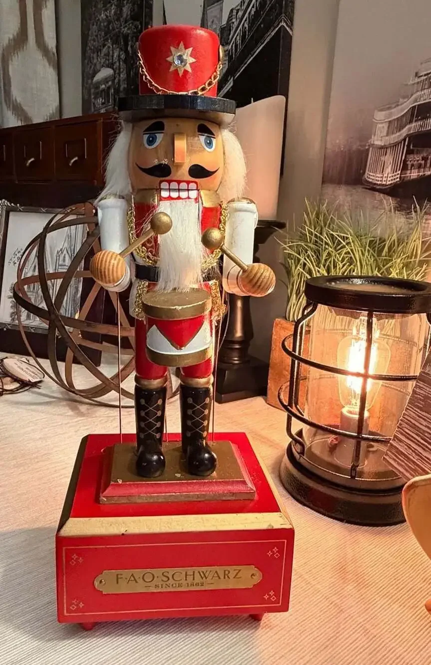 FAO Schwarz Musical Drummer Nutcracker Figurine